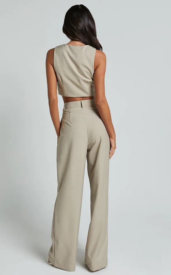 Showpo Izara Trousers 8211 Mid Rise Relaxed Straight Leg Tailored Trousers In Oatmeal Women Curve Clothes