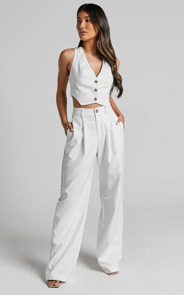 Showpo Izara Trousers 8211 Mid Rise Relaxed Straight Leg Tailored Trousers In Warm White Women Curve Clothes