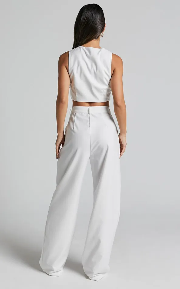 Showpo Izara Trousers 8211 Mid Rise Relaxed Straight Leg Tailored Trousers In Warm White Women Curve Clothes