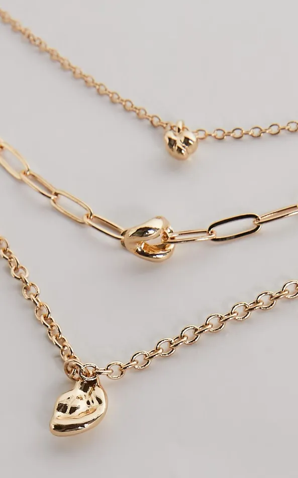 Showpo Jagger Necklace Set 8211 Pack Of 3 In Gold Women Necklaces