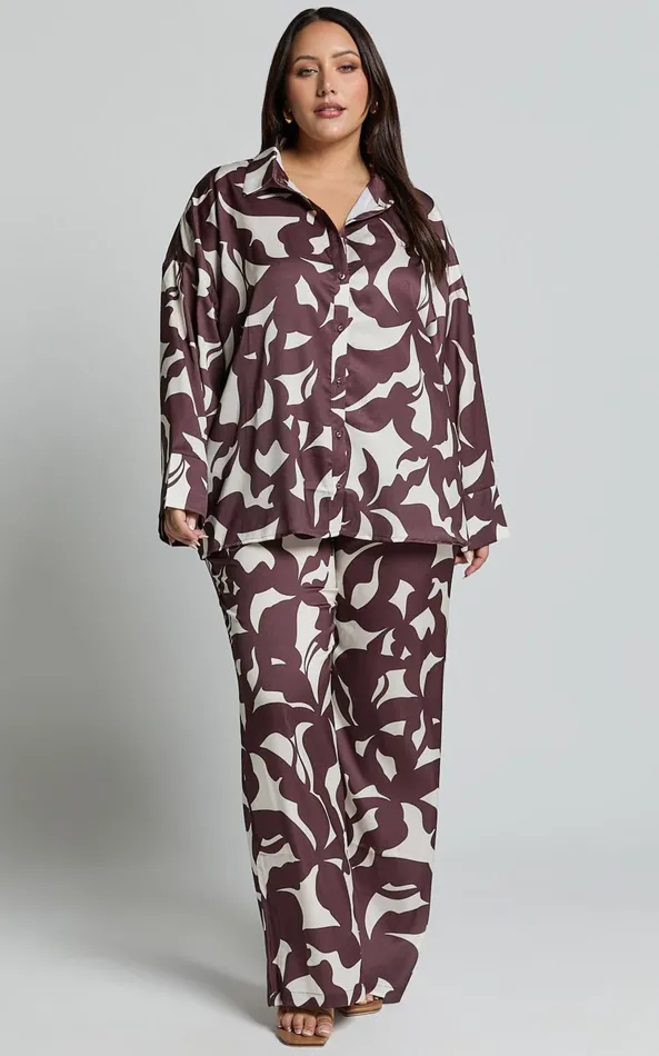 Showpo Janissa Pants 8211 High Waisted Wide Leg Pants In Brown Floral Women Curve Clothes