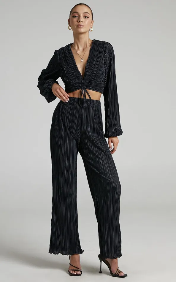 Showpo Jondra Blouse 8211 Ruched Front Long Sleeve Plisse Blouse In Black Women Curve Clothes