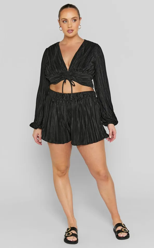 Showpo Jondra Blouse 8211 Ruched Front Long Sleeve Plisse Blouse In Black Women Curve Clothes