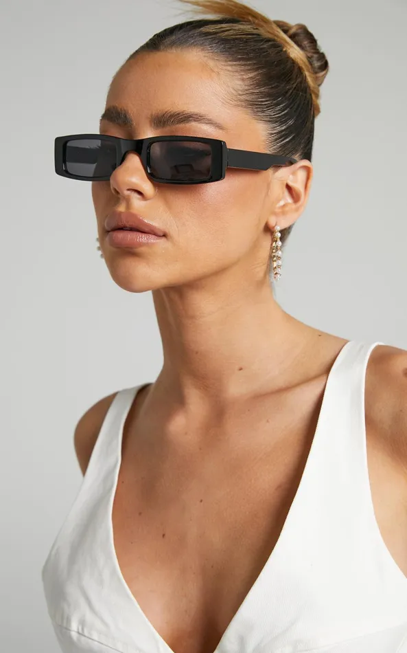 Showpo Jorgelina Rectangle Sunglasses In Black Women Sunglasses