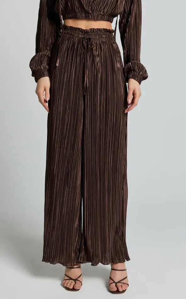 Showpo Kallie Pants 8211 High Waist Drawstring Plisse Pants In Chocolate Women Pants