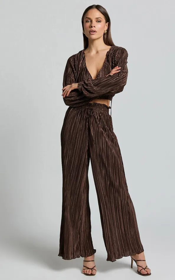 Showpo Kallie Pants 8211 High Waist Drawstring Plisse Pants In Chocolate Women Pants