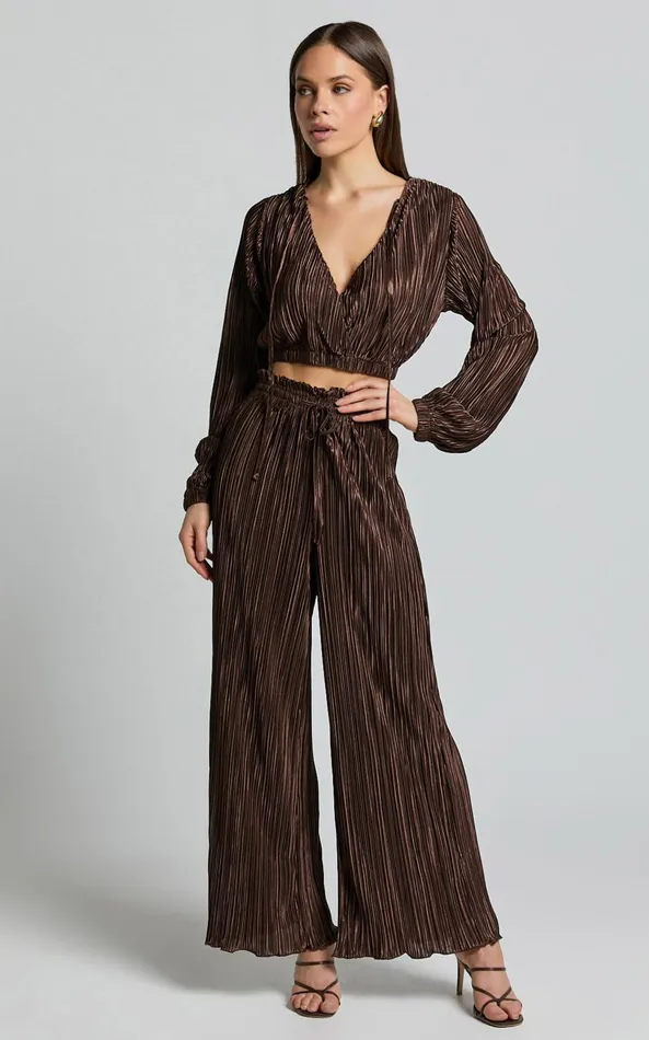 Showpo Kallie Pants 8211 High Waist Drawstring Plisse Pants In Chocolate Women Pants