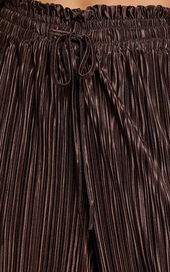 Showpo Kallie Pants 8211 High Waist Drawstring Plisse Pants In Chocolate Women Pants