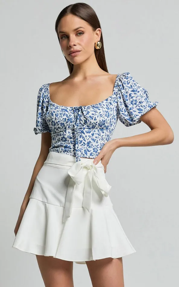 Showpo Karina Top 8211 Puff Sleeve Ruched Bodice Corset Top In Blue Floral Women Tops Showpo Karina Top 8211 Puff Sleeve Ruched Bodice Corset Top In Blue Floral Women Tops