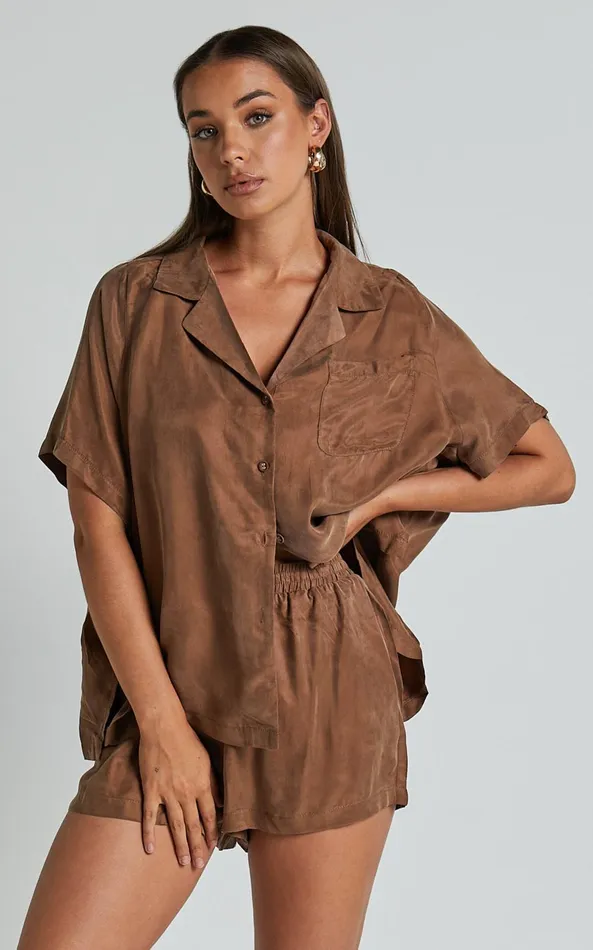 Showpo Kaya Shirt 8211 Cupro Button Up Short Sleeve Shirt In Mocha Women Tops Showpo Kaya Shirt 8211 Cupro Button Up Short Sleeve Shirt In Mocha Women Tops