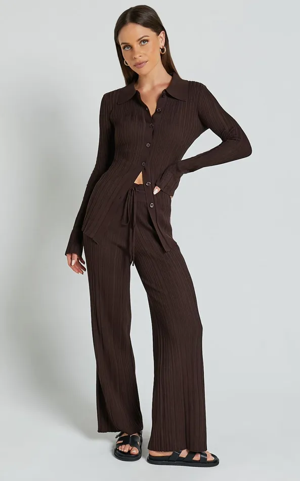 Showpo Kelsey Top 8211 Button Through Long Sleeve Knitted Top In Chocolate Women Knitwear
