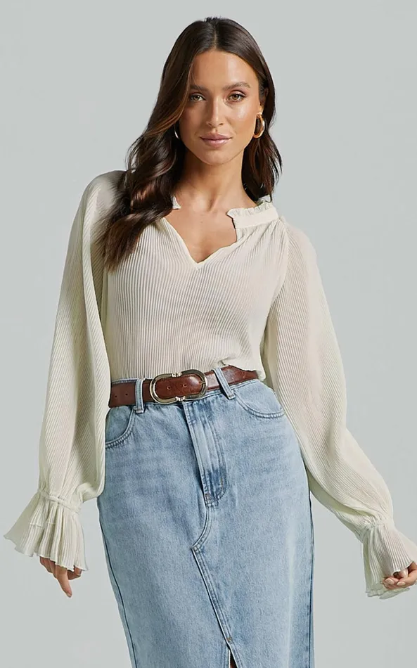 Showpo Kerray Top 8211 V Neck Long Sleeve Pleated Top In Cream Women Tops