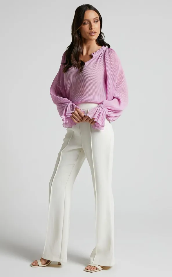 Showpo Kerray Top 8211 V Neck Long Sleeve Pleated Top In Lilac Women Curve Clothes