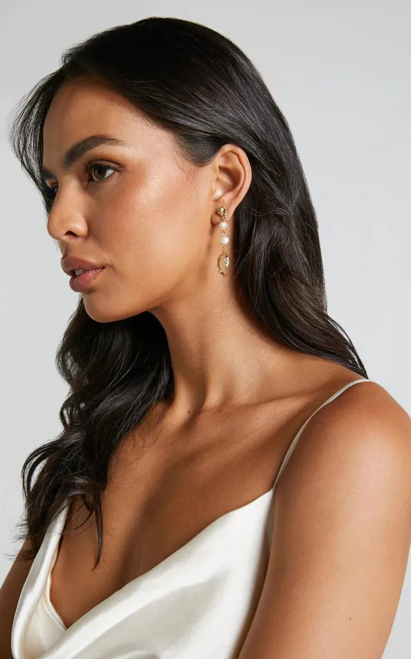 Showpo Kheya Earrings 8211 Pearl Drop Earrings In Gold Women Earrings
