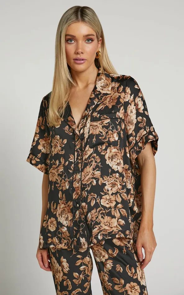 Showpo Laila Top 8211 Short Sleeve Button Through Relaxed Shirt In Black Floral Women Tops
