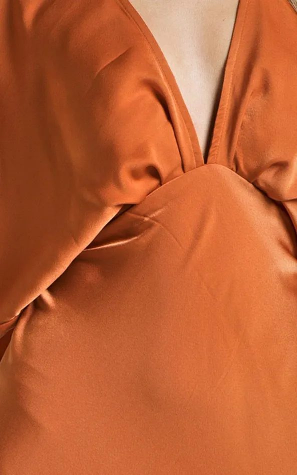 Showpo Lea Maxi Dress 8211 Plunge Short Flutter Sleeve In Rust Women Dresses