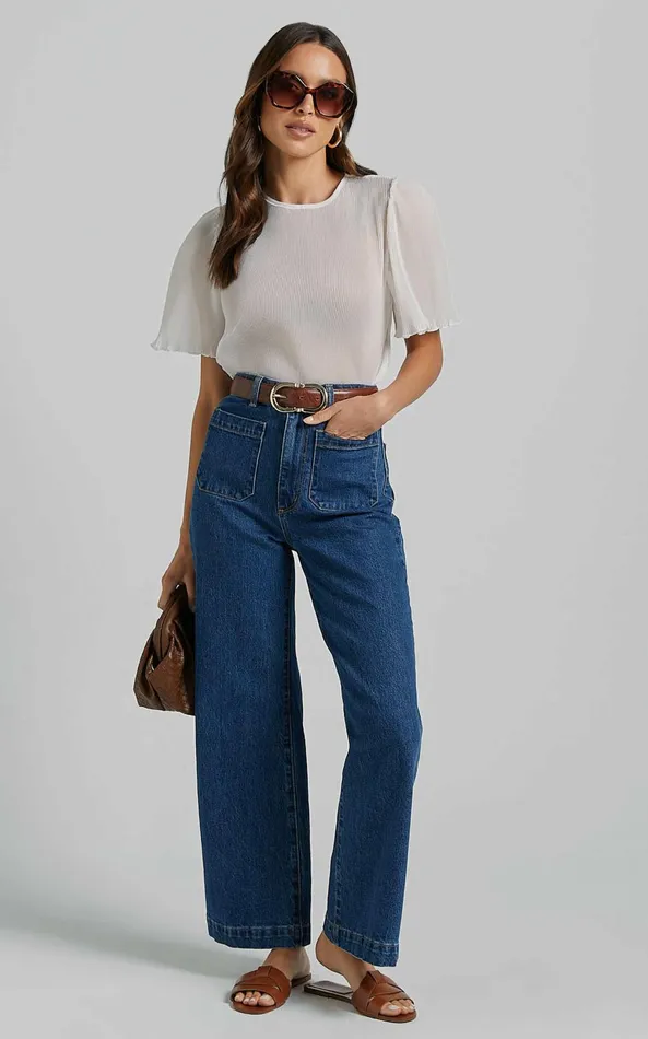 Showpo Lennon Top 8211 Scoop Neck Short Sleeve Pleated Top In White Women Tops