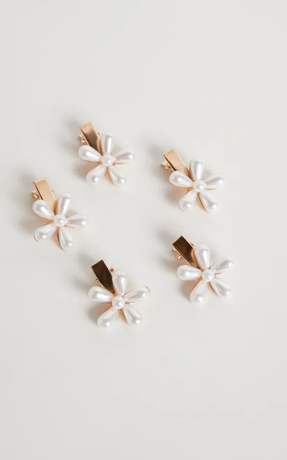 Showpo Lydina Pearl Flower Hair Clips 8211 Pack Of 5 In Pearl Women Hair