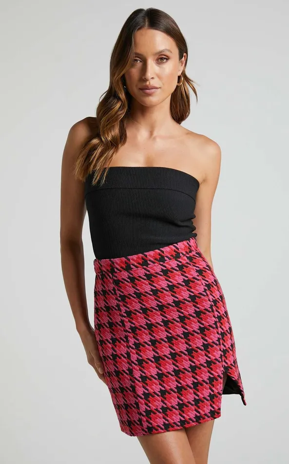 Showpo Marjoe Mini Skirt 8211 A Line High Waist Textured Skirt In Pink And Black Check Women Skirts Showpo Marjoe Mini Skirt 8211 A Line High Waist Textured Skirt In Pink And Black Check Women Skirts