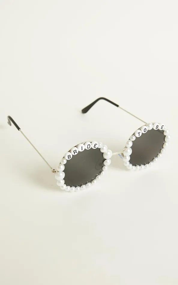 Showpo Marni Round Pearl Sunglasses In White Pearl Women Sunglasses