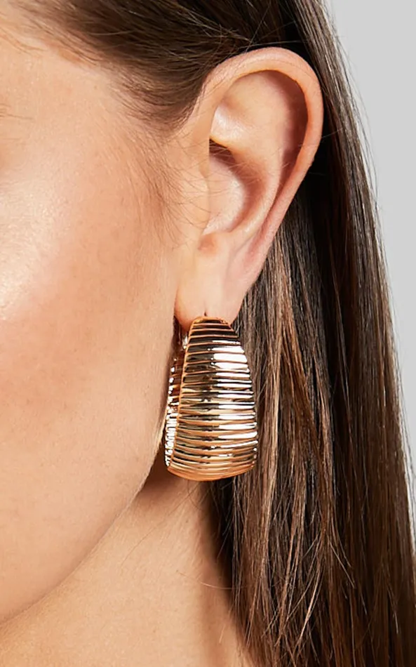 Showpo Marsellie Textured Hoop Earring In Gold Women Earrings