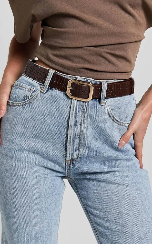 Showpo Mason Croc Square Buckle Belt In Chocolate Women Belts