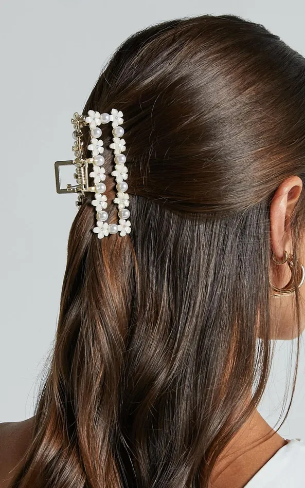 Showpo Mayflower Pearl Hair Clip In White Women Hair