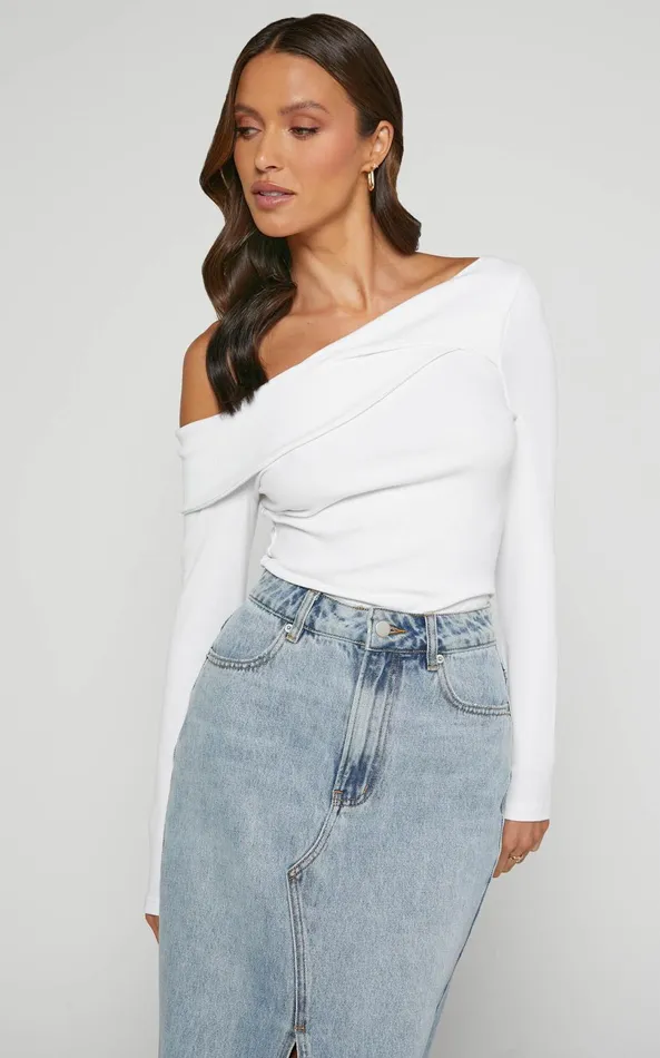 Showpo Misael Top 8211 Asymmetrical Twist Front Jersey Top In White Women Curve Clothes