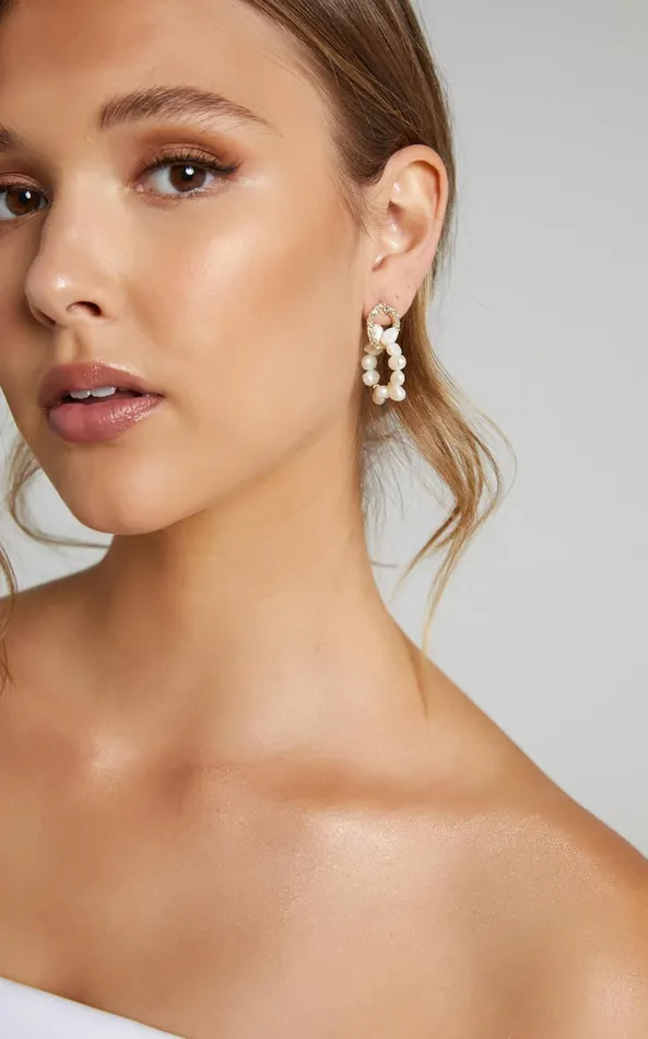 Showpo More Than Words Earrings In Pearl Women Gold Plated Jewelry