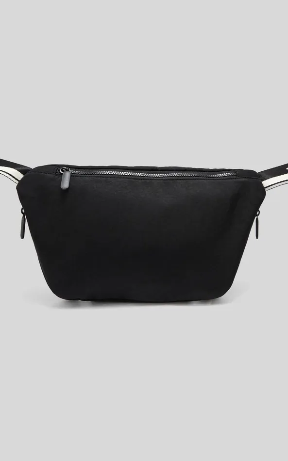 Showpo Nakedvice 8211 The Magda Bag In Black Women Bags