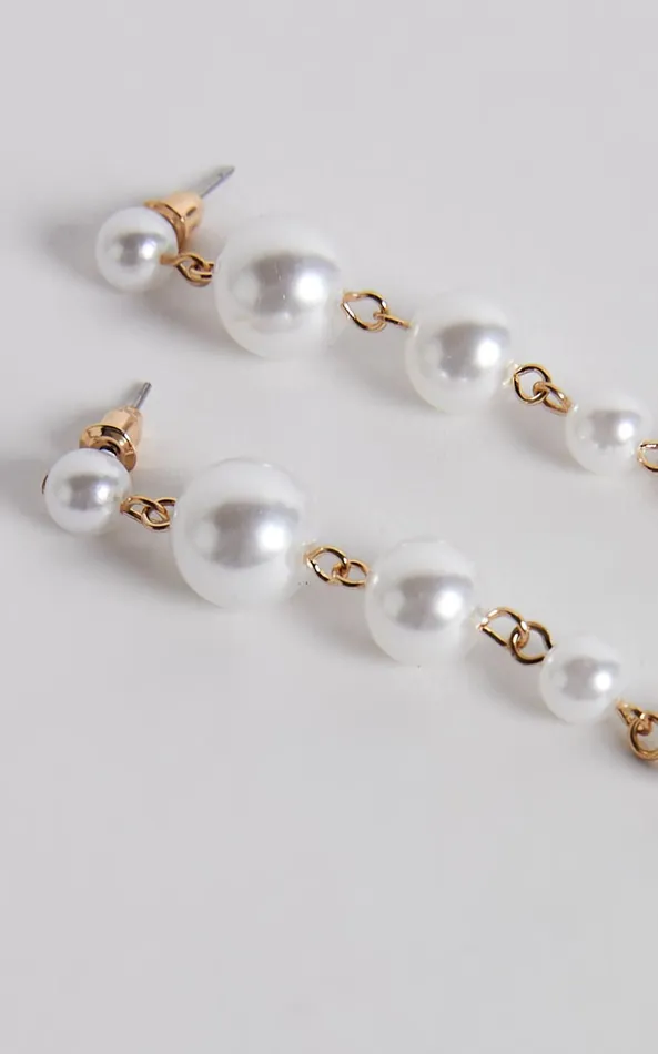 Showpo Oidessa Pearl Drop Earrings In Gold Pearl Women Earrings