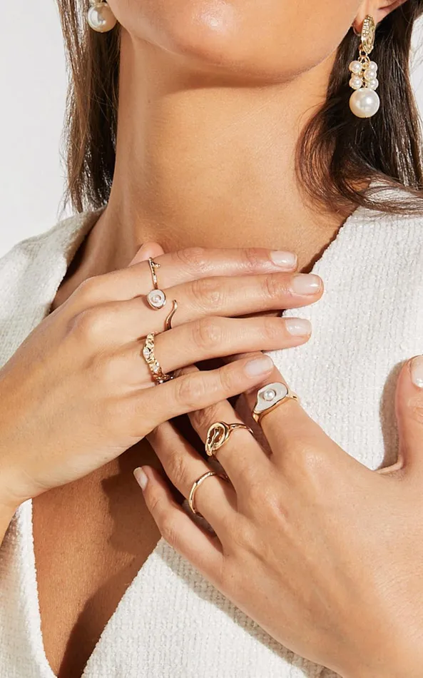Showpo Paloma Rings 8211 6 Pack Gold Ring Set In Gold Women Rings