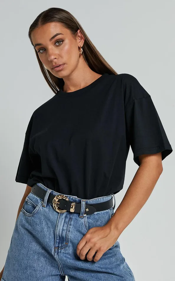 Showpo Prizza Top 8211 Longlinge Boyfriend Tee Top In Black Women Basics
