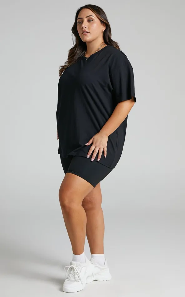 Showpo Prizza Top 8211 Longlinge Boyfriend Tee Top In Black Women Basics