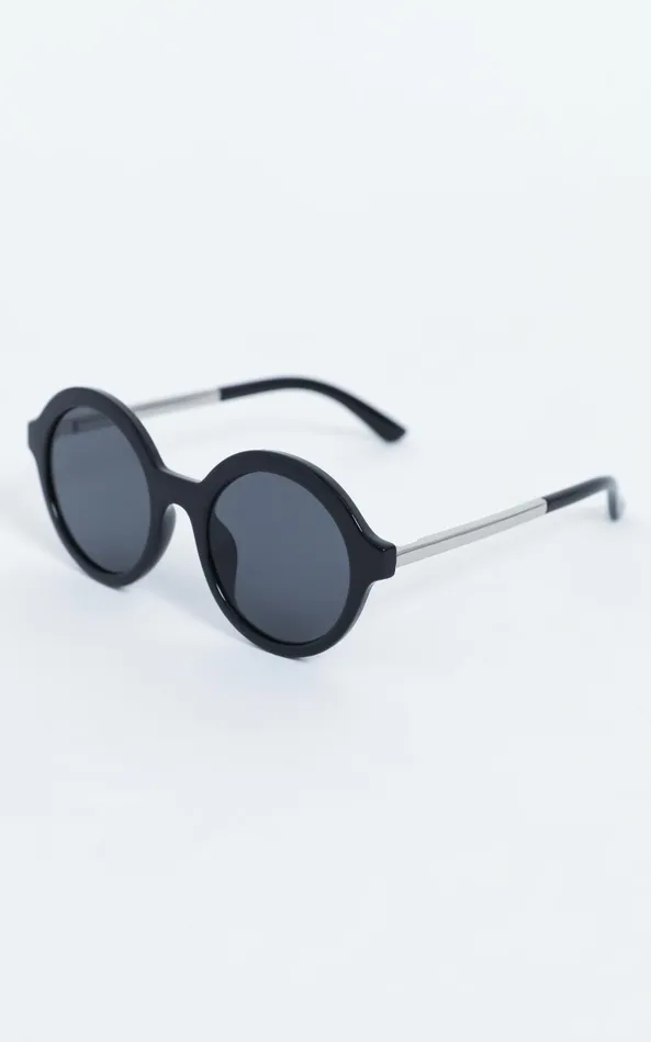 Showpo Reality Eyewear 8211 Mind Bomb Sunglasses In Black Women Sunglasses