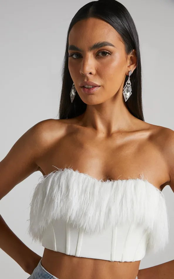 Showpo Rhaiza Top 8211 Faux Feather Trim Strapless Sweetheart Crop Top In White Women Curve Clothes Showpo Rhaiza Top 8211 Faux Feather Trim Strapless Sweetheart Crop Top In White Women Curve Clothes