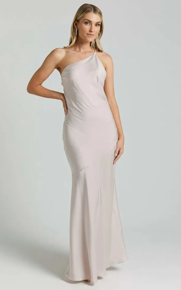 Showpo Rosalyn Maxi Dress 8211 Asymmetric One Shoulder Cross Back Slip In Ivory Women Dresses Showpo Rosalyn Maxi Dress 8211 Asymmetric One Shoulder Cross Back Slip In Ivory Women Dresses