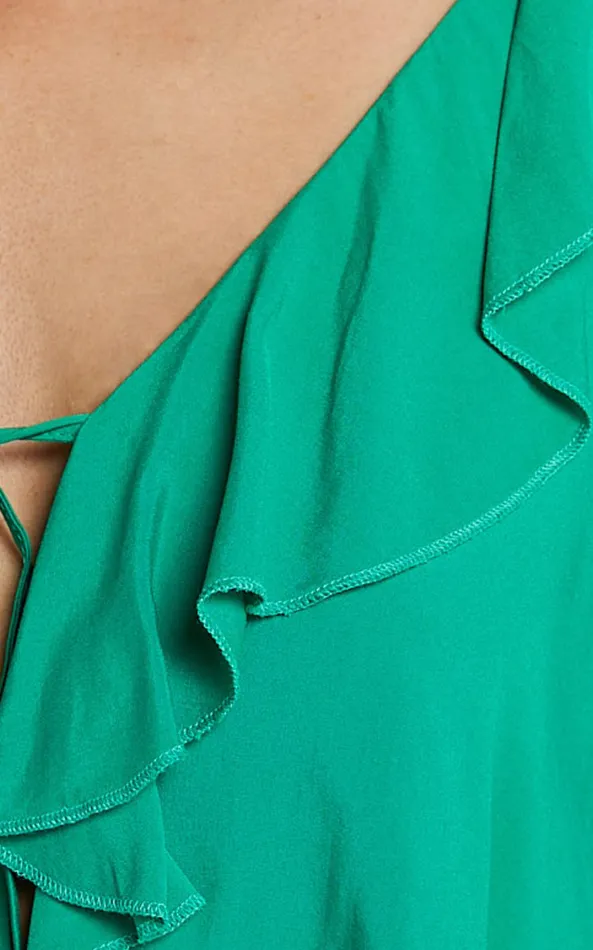 Showpo Rumina Top 8211 Long Sleeve Top In Green Women Curve Clothes Showpo Rumina Top 8211 Long Sleeve Top In Green Women Curve Clothes