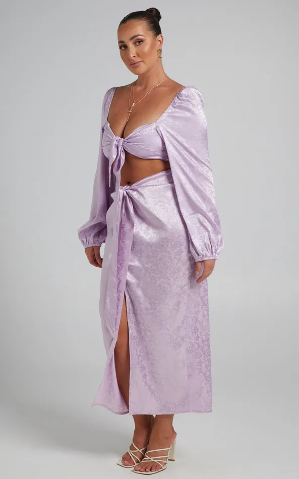 Showpo Runaway The Label 8211 Roxie Tie Top In Lilac Women Tops