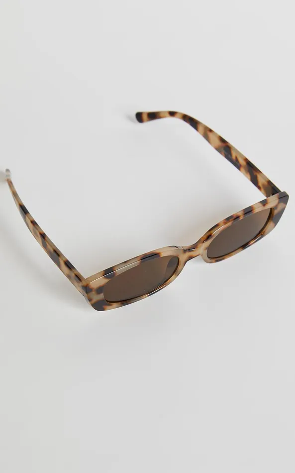 Showpo Sheela Sunglasses 8211 Rectangle Shape Sunglasses In Light Tort Women Sunglasses