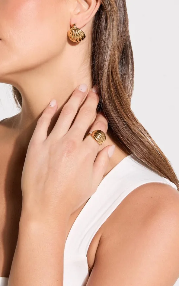Showpo Skylee Ring 8211 Croisstant Shape Statement Ring In Gold Women Rings