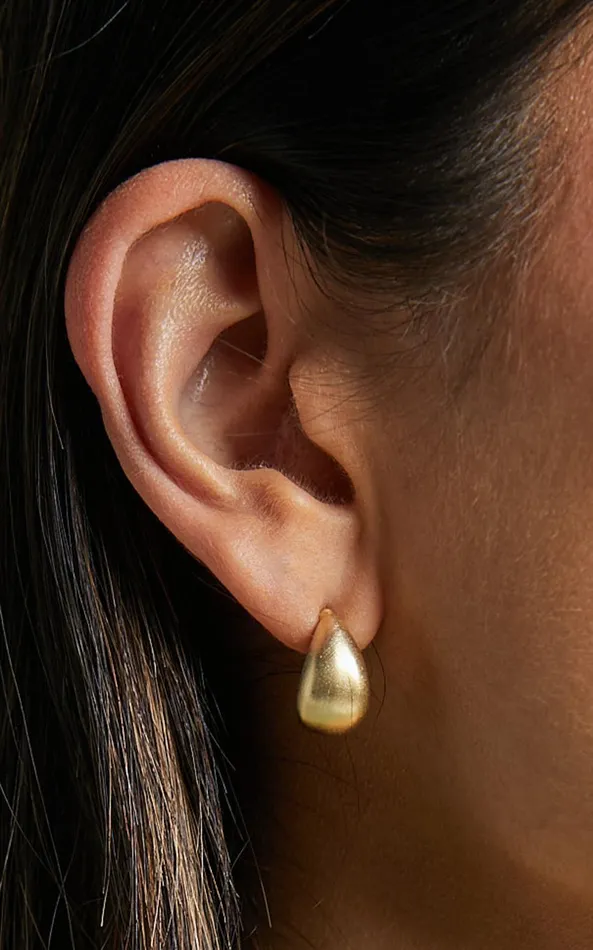 Showpo Snooky Stud Earrings In Gold Women Earrings