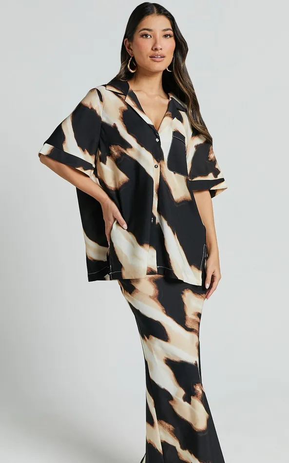 Showpo Tabitha Blouse 8211 Oversized Short Sleeve Button Through Blouse In Brown Women Tops Showpo Tabitha Blouse 8211 Oversized Short Sleeve Button Through Blouse In Brown Women Tops