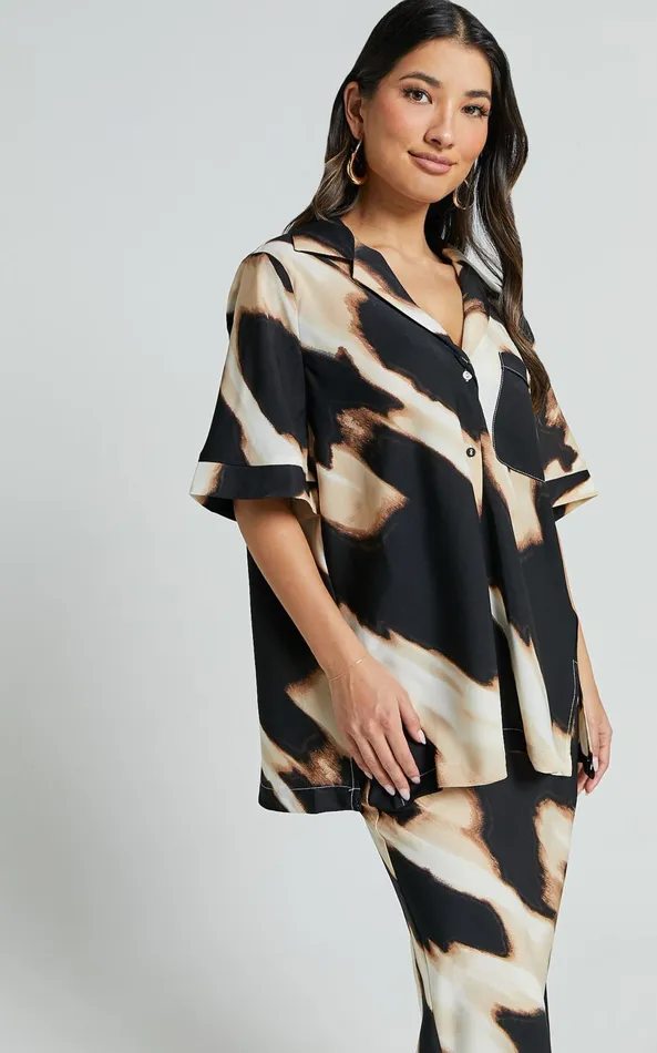 Showpo Tabitha Blouse 8211 Oversized Short Sleeve Button Through Blouse In Brown Women Tops