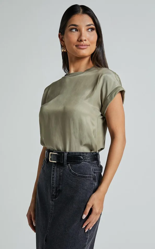 Showpo Tinaya Top 8211 Raglan Shell Top In Olive Women Curve Clothes