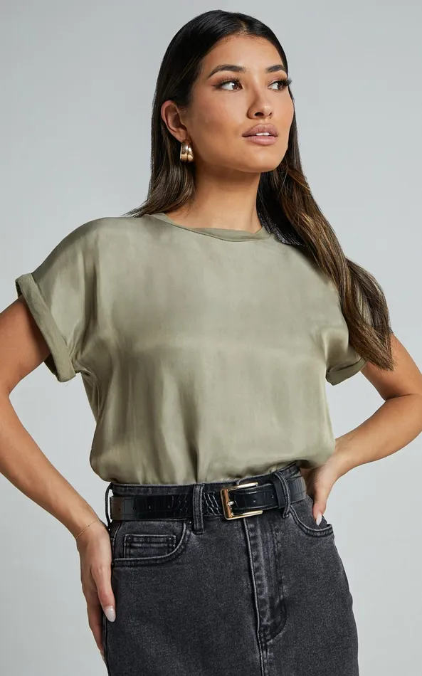 Showpo Tinaya Top 8211 Raglan Shell Top In Olive Women Curve Clothes