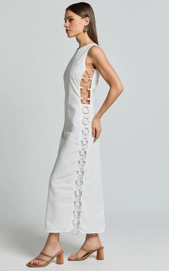 Showpo Tyla Maxi Dress 8211 Sweetheart Neck Side Ring Detail Dress In Natural Women Dresses