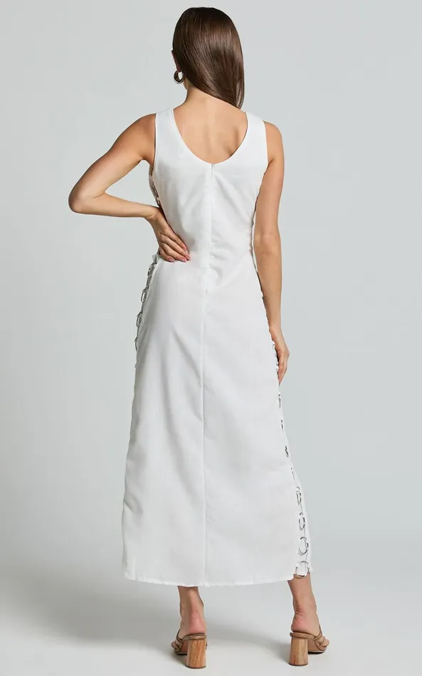Showpo Tyla Maxi Dress 8211 Sweetheart Neck Side Ring Detail Dress In Natural Women Dresses