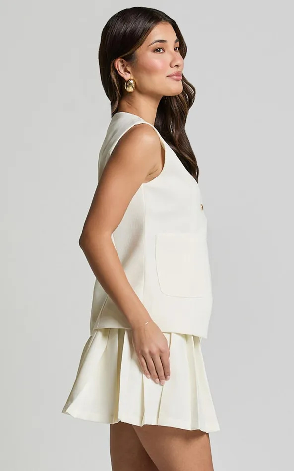 Showpo Tyla Top 8211 Scoop Neck Pocket Detail Button Up Vest In White Women Tops