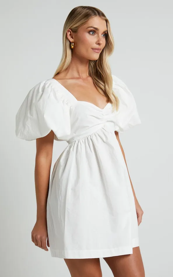 Showpo Vashti Mini Dress 8211 Puff Sleeve Sweetheart Dress In Off White Women Curve Clothes